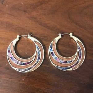 Chico’s wood and enamel inlaid hoop earrings